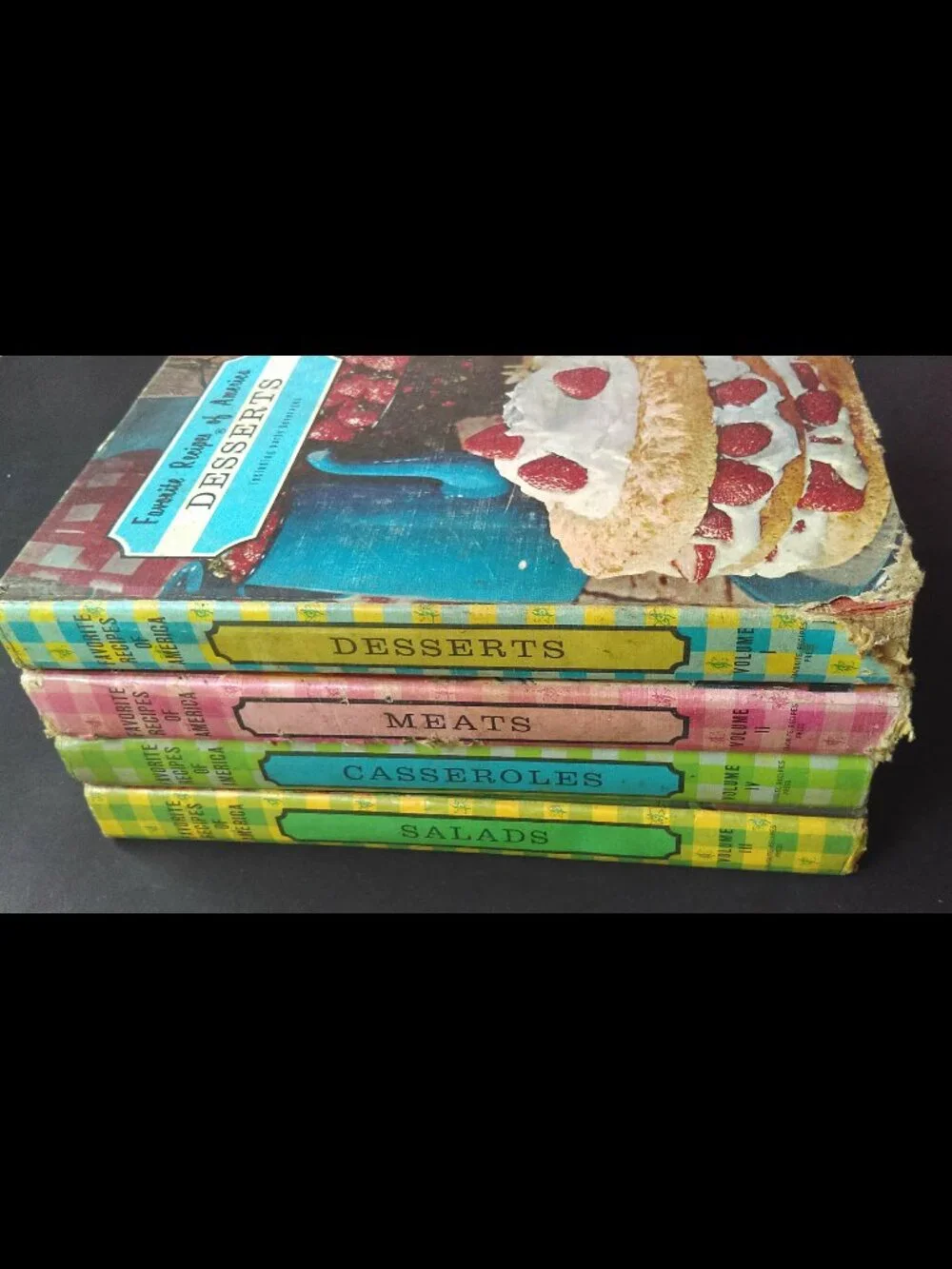 Vintage Favorite Recipes Of America 4 Cook Book Set HC Meats Desserts Salads